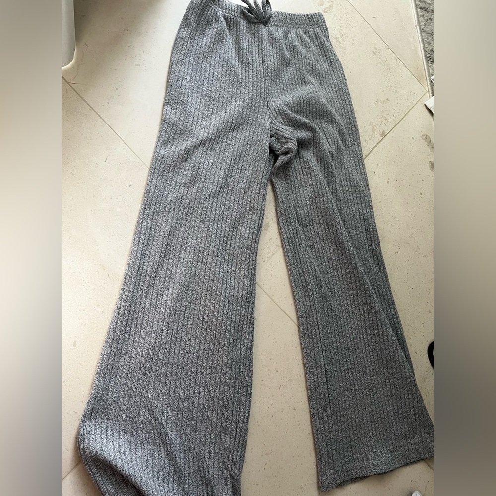 cute grey yoga pants